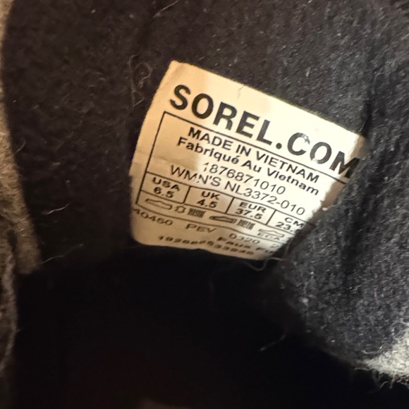 Sorel Boots - Picture 6 of 6